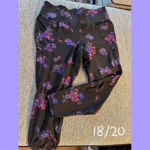Livi Active 18/20 capris pants